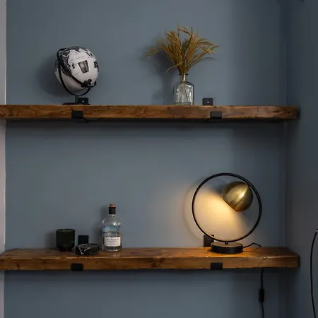 Cosy Ideal For Long & Contractors Semesterbostad *