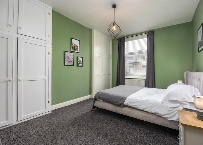 Holiday home Cosy Ideal For Long & Contractors *