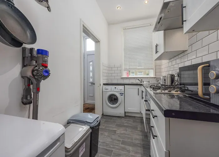 Cosy Ideal For Long & Contractors Leeds (West Yorkshire)