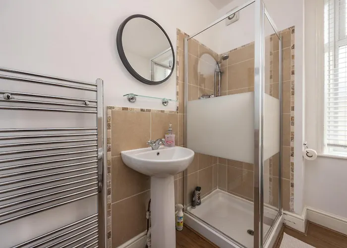 Cosy Ideal For Long & Contractors Holiday home Leeds (West Yorkshire)